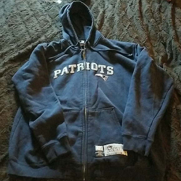 NFL new England Patriots hoodie size large - Picture 1 of 4